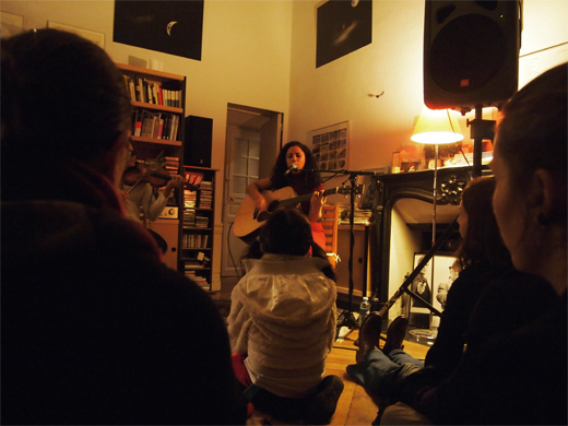 Emel Mathlouthi - concert en appartement - GénériQ 2011