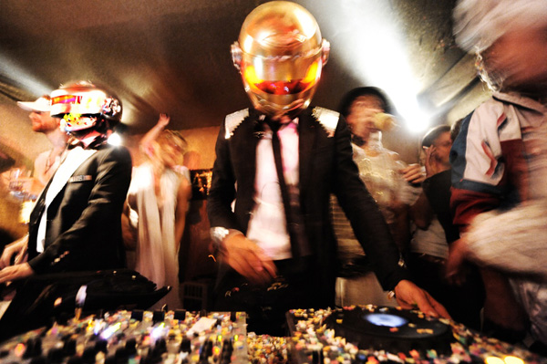 Dada Daft Punk25 (c) Luci&Coma_web
