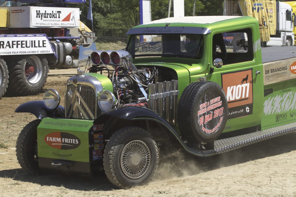 Tracteur Pulling Le Plus Puissant Du Monde